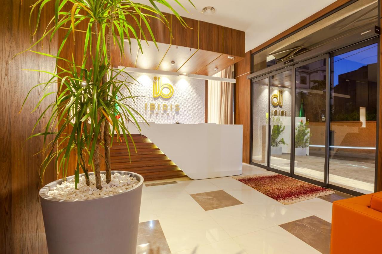 Hotel Ibiris Oran Exteriér fotografie